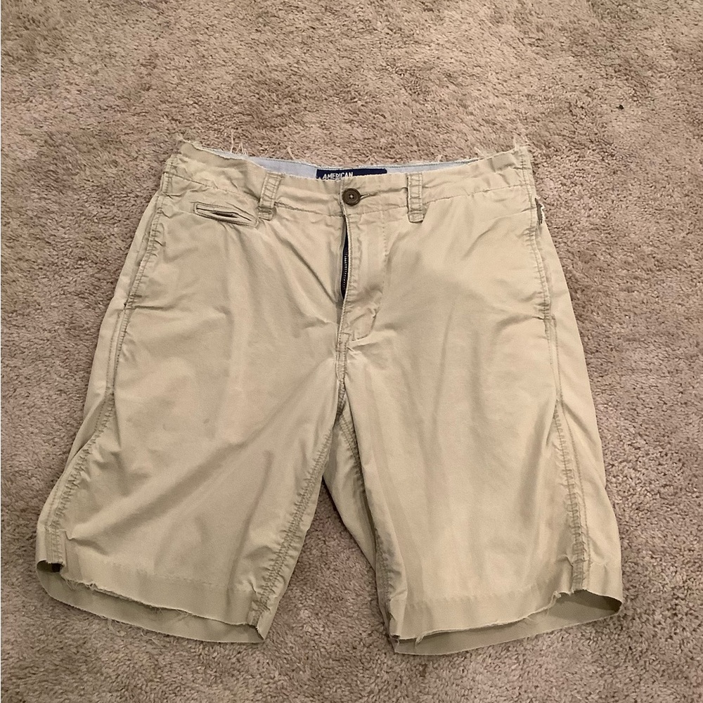 American Eagle | Khaki shorts